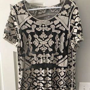 Vici black sheer Shortsleeve with white embroidery